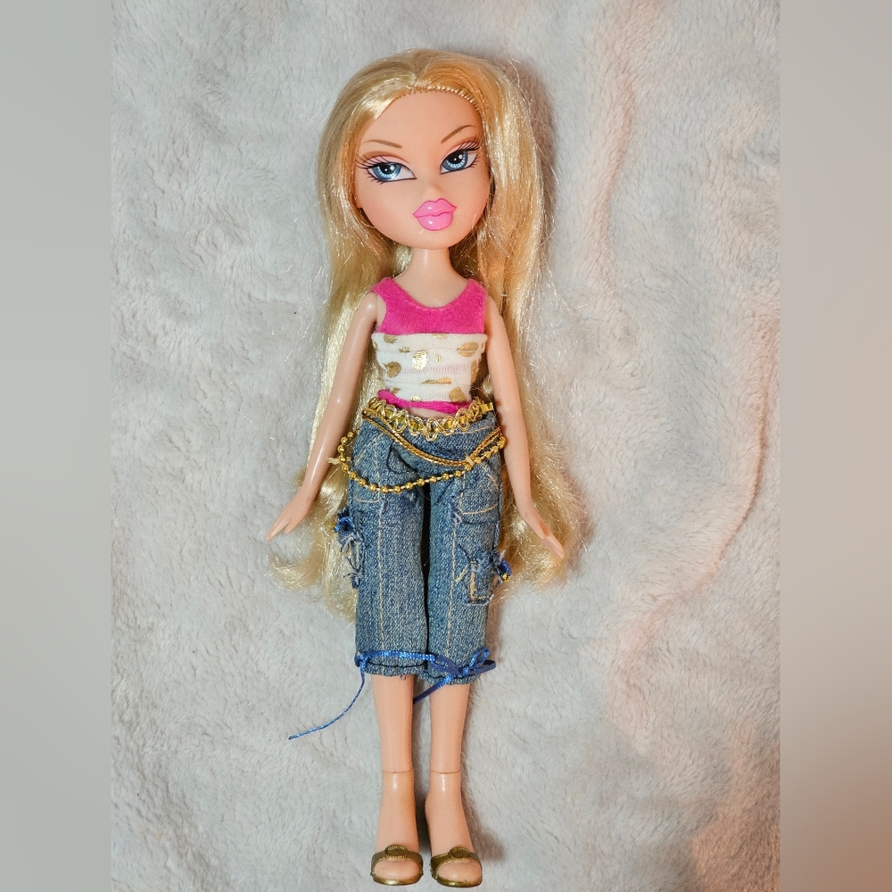Bratz Pampered Pupz Cloe